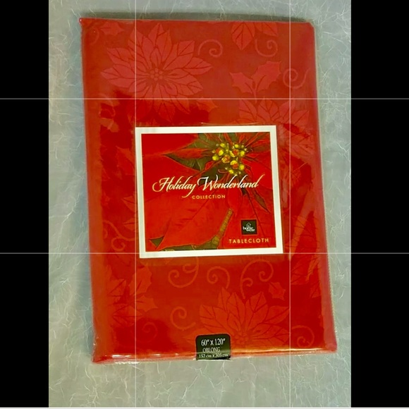 Homewear tablecloth Holiday Wonderland Oblong  60”x120” red - Picture 2 of 3
